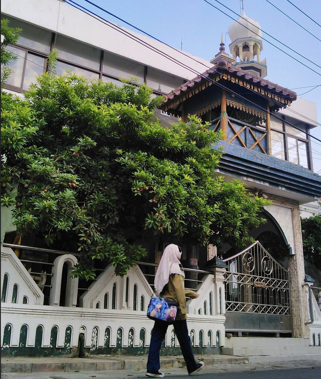 langgar sawo gresik » Yuk Berwisata Pintar di Berbagai Situs Bersejarah di Gresik